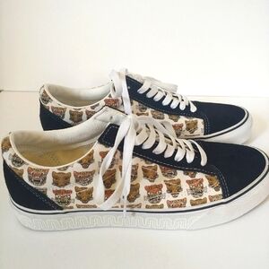 VANS Old Skool Low Top Jaguar Black Canvas Suede Sneakers Womens 10.5
